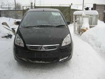 2005 Mitsubishi Colt Pictures