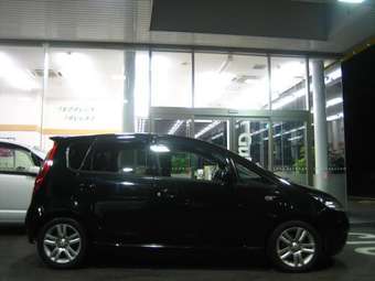 2005 Mitsubishi Colt Pictures