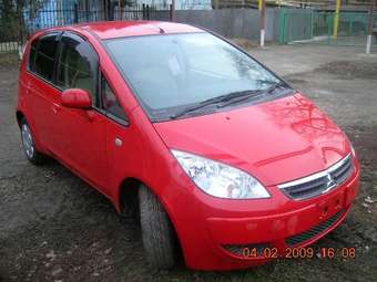 2005 Mitsubishi Colt Pictures