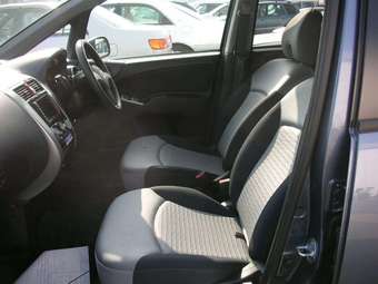 2005 Mitsubishi Colt Photos