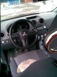2005 Mitsubishi Colt Images