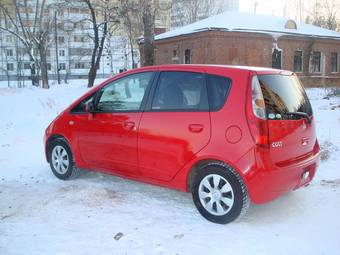 2005 Mitsubishi Colt Photos