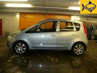 2005 Mitsubishi Colt Pictures