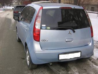 2005 Mitsubishi Colt Photos