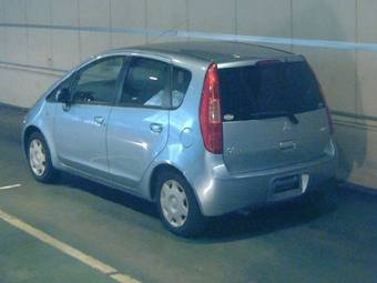 2005 Mitsubishi Colt Pictures