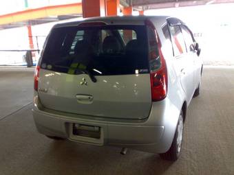 2005 Mitsubishi Colt Photos