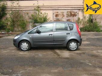 2005 Mitsubishi Colt Images