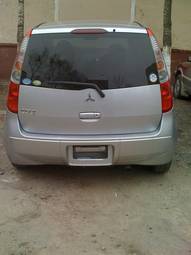2005 Mitsubishi Colt Pictures