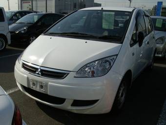 2005 Mitsubishi Colt Pictures