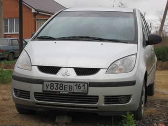 2005 Mitsubishi Colt Pictures