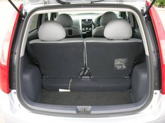 2005 Mitsubishi Colt Images