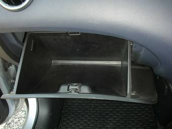 2005 Mitsubishi Colt Photos