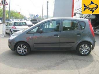 2005 Mitsubishi Colt Photos