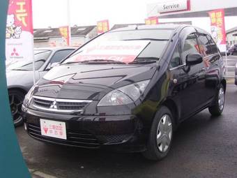 2005 Mitsubishi Colt Photos