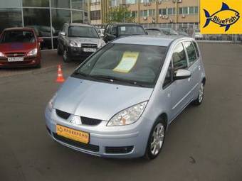 2005 Mitsubishi Colt Pictures