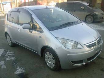 2005 Mitsubishi Colt Wallpapers