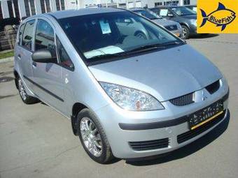 2005 Mitsubishi Colt Pictures