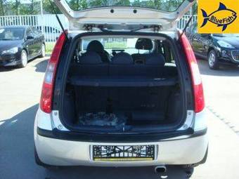 2005 Mitsubishi Colt Pictures