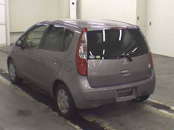 2005 Mitsubishi Colt Pictures