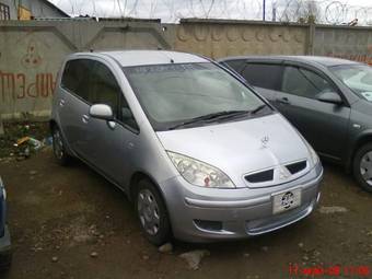 2005 Mitsubishi Colt Images