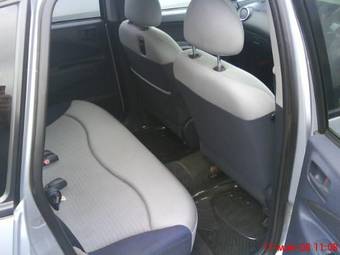2005 Mitsubishi Colt Pictures