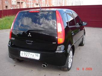 2005 Mitsubishi Colt Pictures