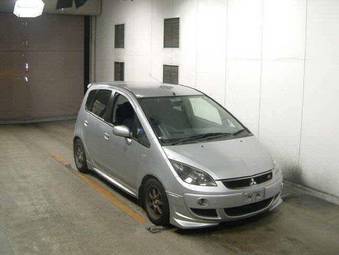 2005 Mitsubishi Colt Pictures