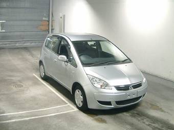 2005 Mitsubishi Colt Pictures