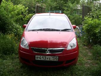 2005 Mitsubishi Colt Photos
