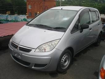 2005 Mitsubishi Colt Pictures