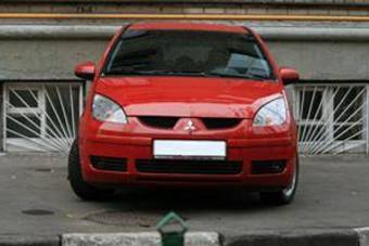 2005 Mitsubishi Colt Photos