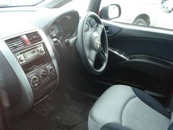 2005 Mitsubishi Colt Pictures
