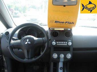 2005 Mitsubishi Colt Photos