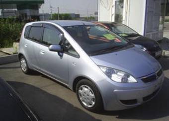 2005 Mitsubishi Colt Photos