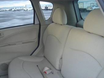 2005 Mitsubishi Colt Images