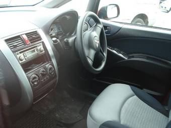 2005 Mitsubishi Colt Pictures