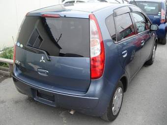 2005 Mitsubishi Colt Pictures