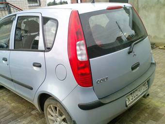 2005 Mitsubishi Colt Pictures
