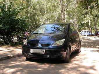 2005 Mitsubishi Colt Pictures