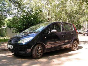 2005 Mitsubishi Colt Photos