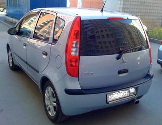 2005 Mitsubishi Colt Pictures