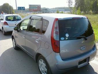 2005 Mitsubishi Colt Pictures