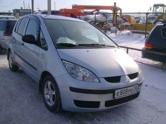 2006 Mitsubishi Colt Pictures