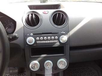 2006 Mitsubishi Colt Images