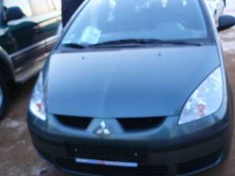 2006 Mitsubishi Colt Pictures