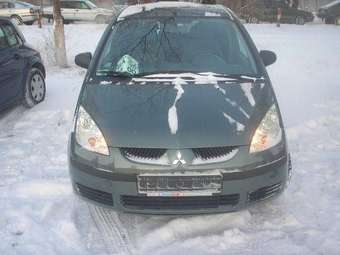 2006 Mitsubishi Colt Photos