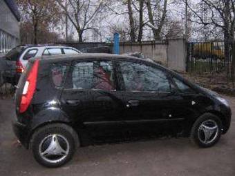 2006 Mitsubishi Colt Pics