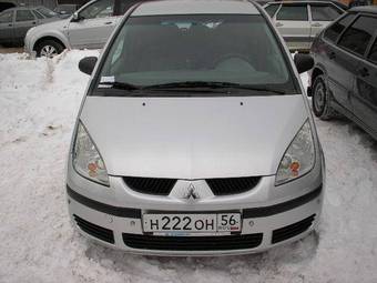 2006 Mitsubishi Colt Photos