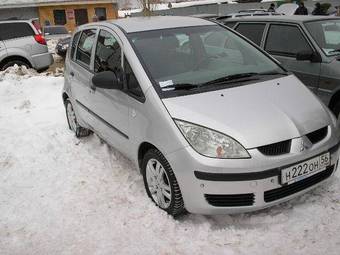 2006 Mitsubishi Colt Pictures