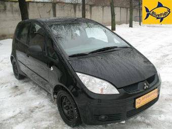 2006 Mitsubishi Colt Pictures